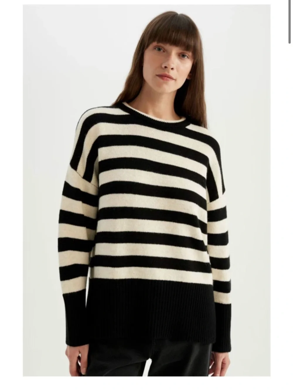 Zara Women’s Striped Crew Neck Black & Cream Sweater Small - Picture 4 of 10